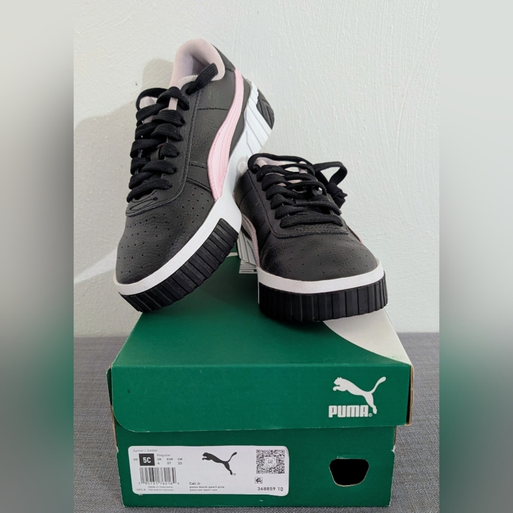PUMA - Cali Jr Leather Sneakers in pink/black/pearl, girls size 5